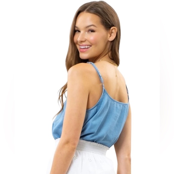 NWT chambray crop tank top blue soft summer goes with everything size small - Picture 1 of 4